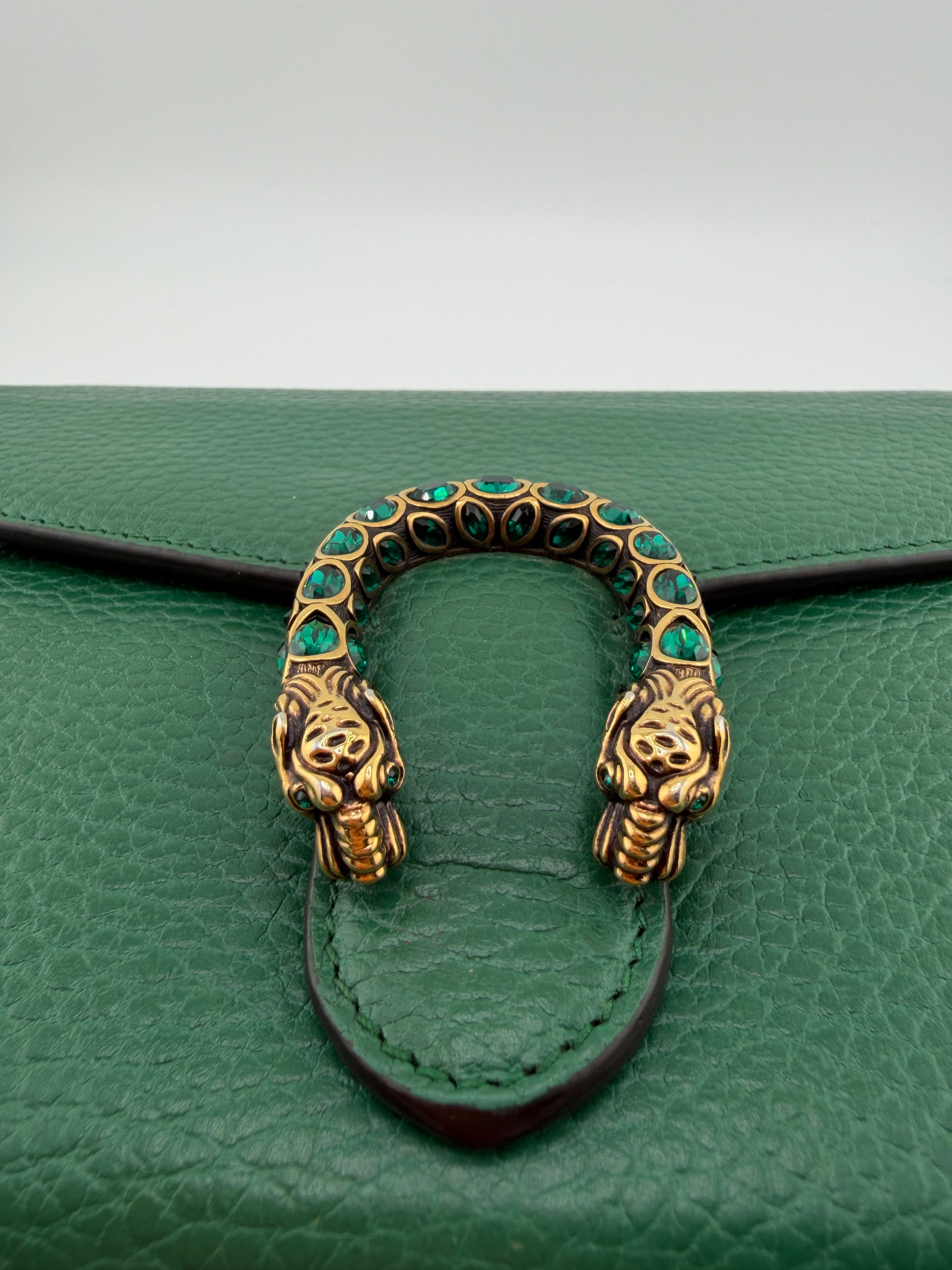 Gucci Dionysus Wallet on Chain – Green Leather with Jeweled Tiger Head
