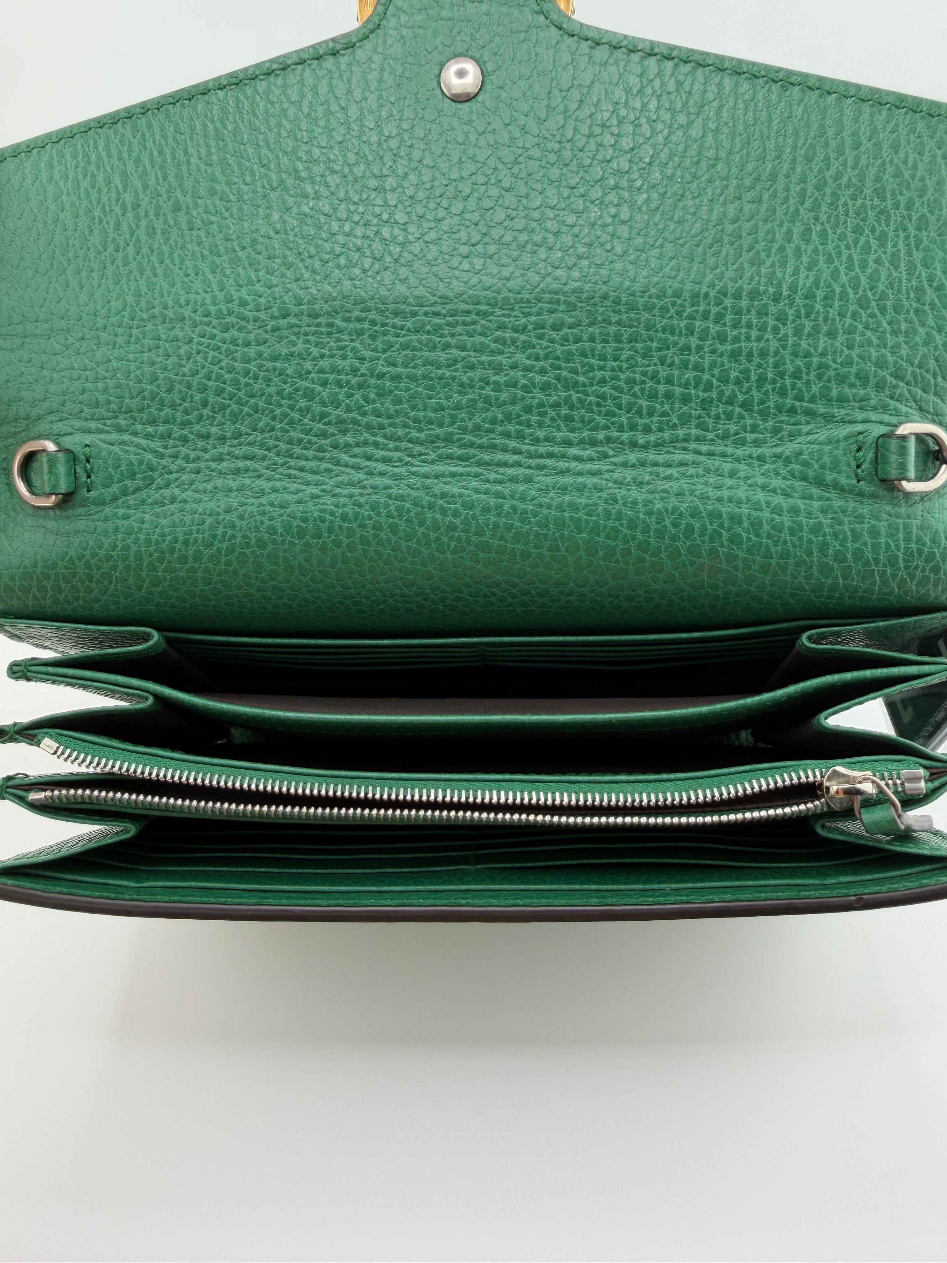 Gucci Dionysus Wallet on Chain – Green Leather with Jeweled Tiger Head