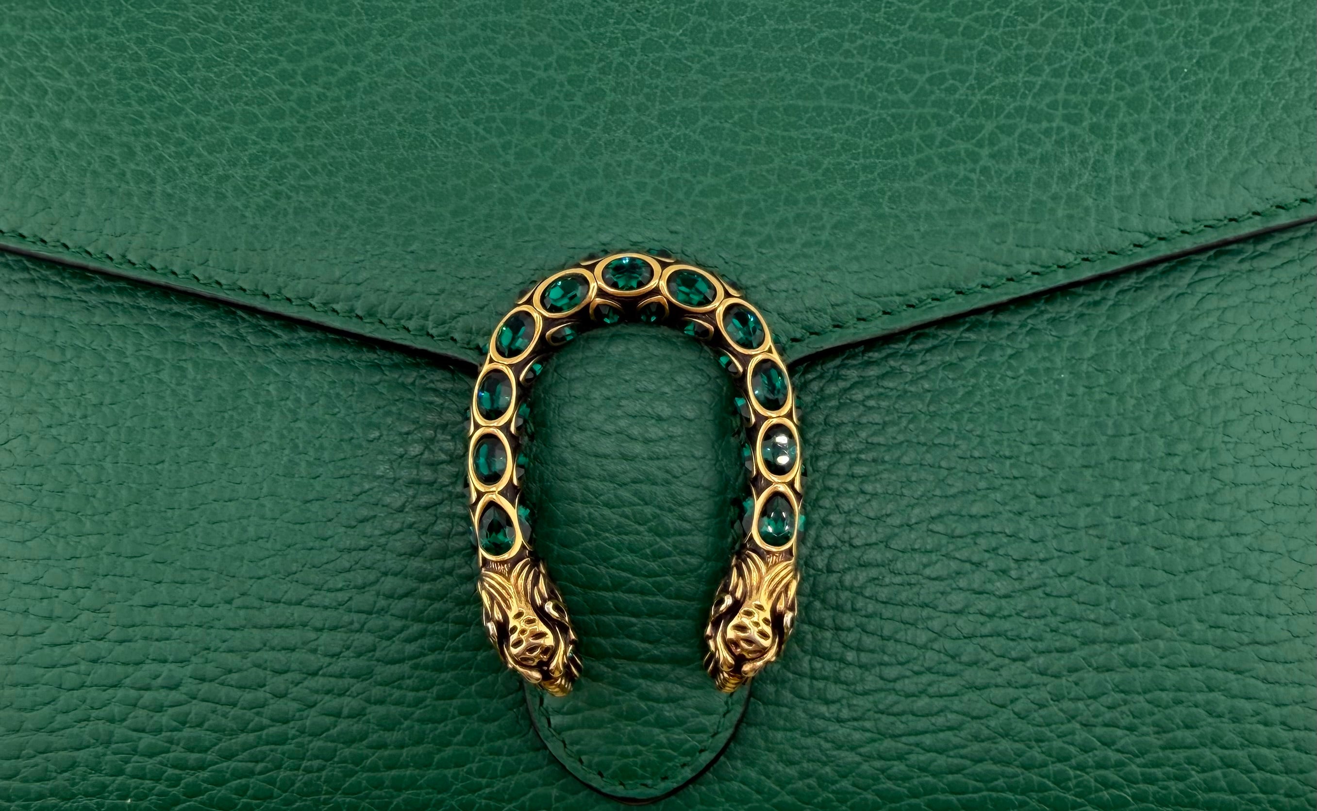 Gucci Dionysus Wallet on Chain – Green Leather with Jeweled Tiger Head