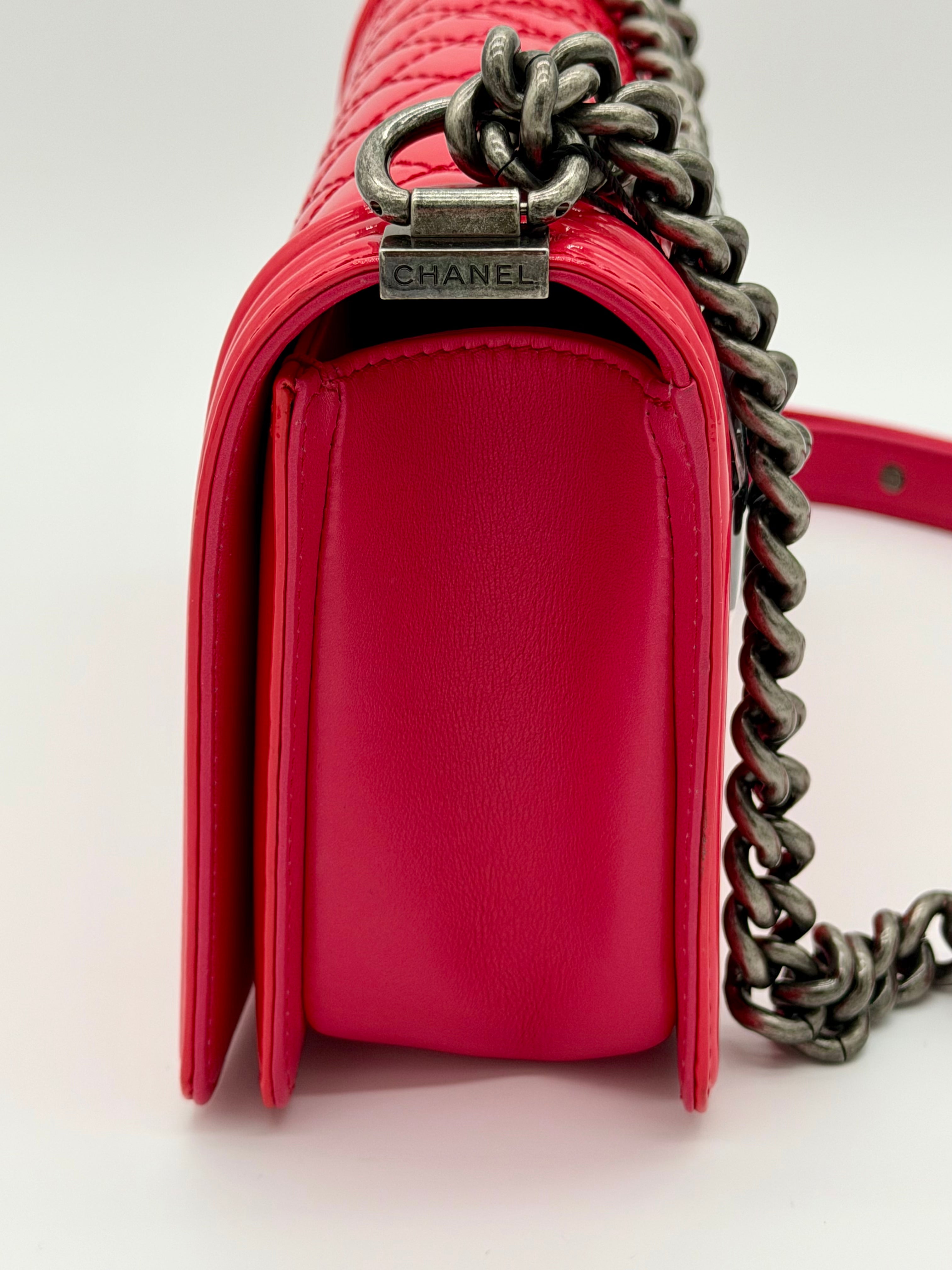 Chanel Boy Bag Medium – Hot Pink Patent Leather with Ruthenium Hardware (Series 17)
