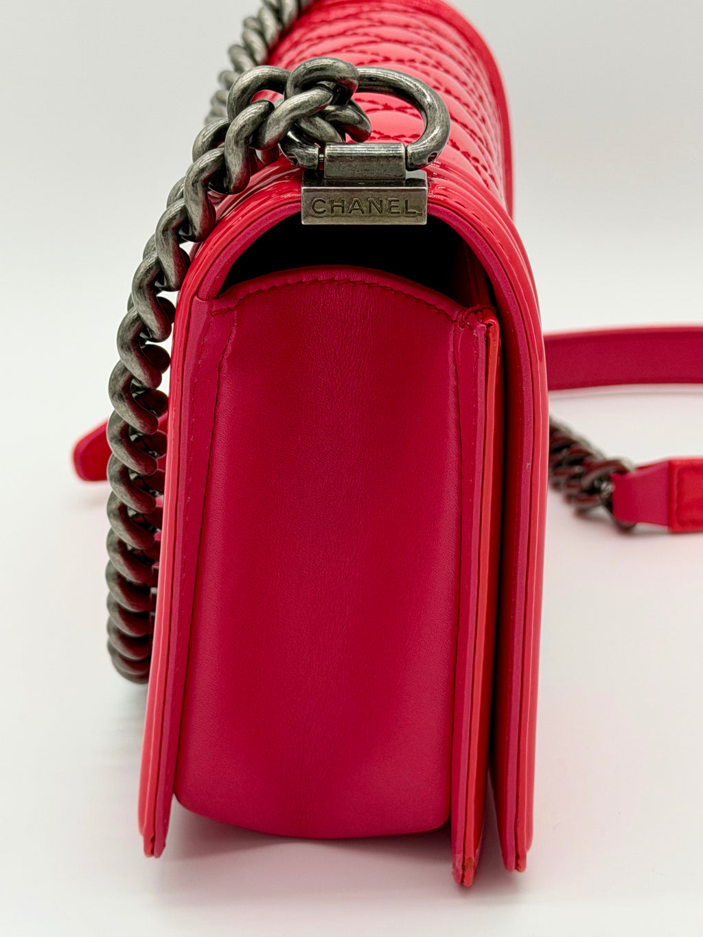 Chanel Boy Bag Medium – Hot Pink Patent Leather with Ruthenium Hardware (Series 17)